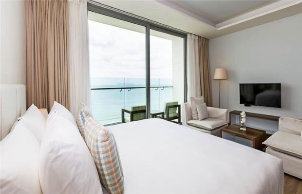 Top 10 khách sạn Đà Nẵng view biển - Khách sạn A la Carte Danang Beach